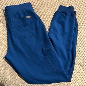 Figs Zamora Jogger Scrubs. Small Tall.